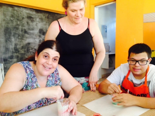 18/12/2018 - Curso de Férias de Dezembro! - Oficina de Confeitaria em Pães de Mel!