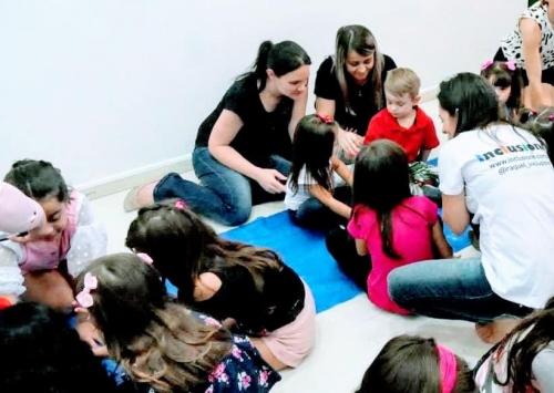 17/08/19 - Oficina de Massinha de Modelar Caseira!