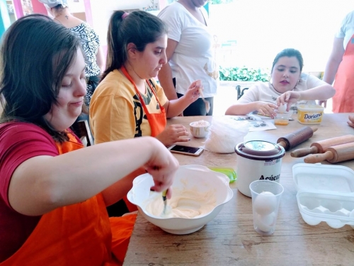 17/10/2019 - Oficina de Culinária e Confeitaria - Biscoitos Halloween!