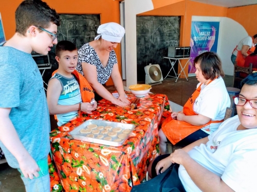 17/10/2019 - Oficina de Culinária e Confeitaria - Biscoitos Halloween!