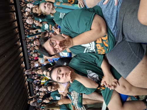TORCIDA NO JOGO DE VÔLEI