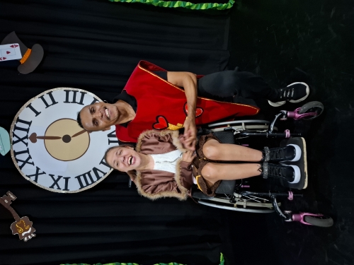 ESPETÁCULO INCLUSIVE: ALICE NO PAIS DAS MARAVILHAS (2025)